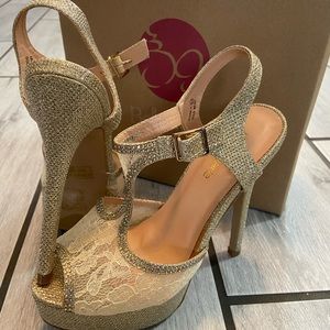 Size 5.5 gold lace heels